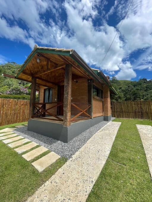 Chale Floresta Maua Resende